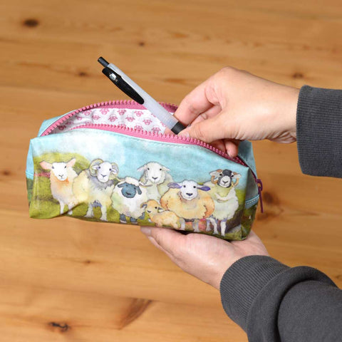 ペンケース Felted Sheep